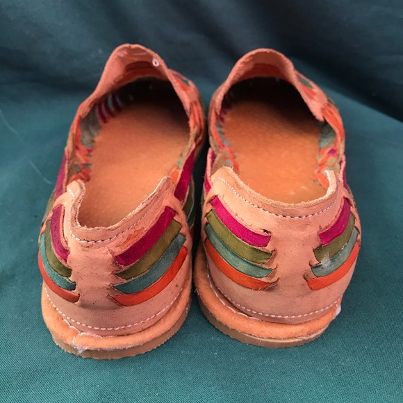 Women’s huaraches - Picture 3 of 7